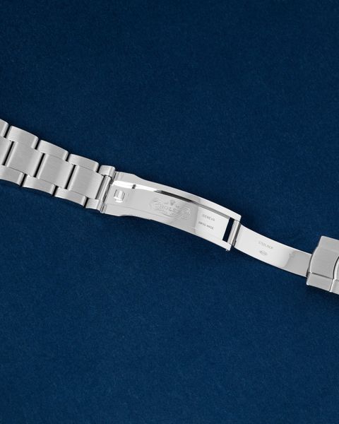 Rolex Oyster Perpetual 124300